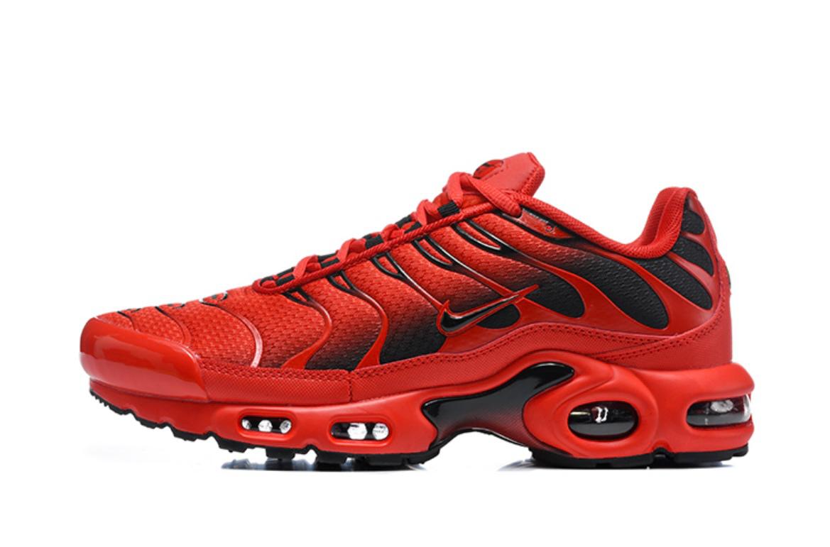 Nike TN Red