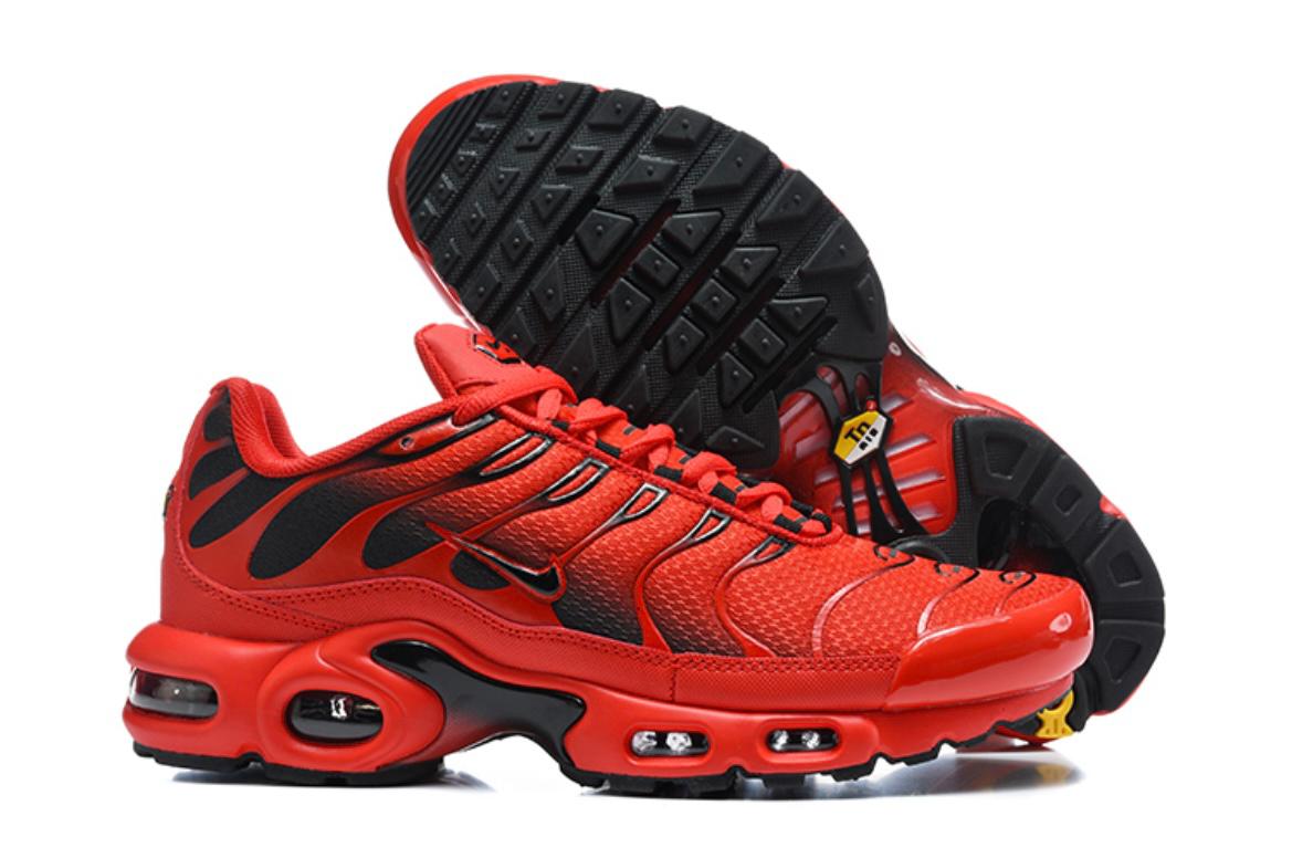 Nike TN Red